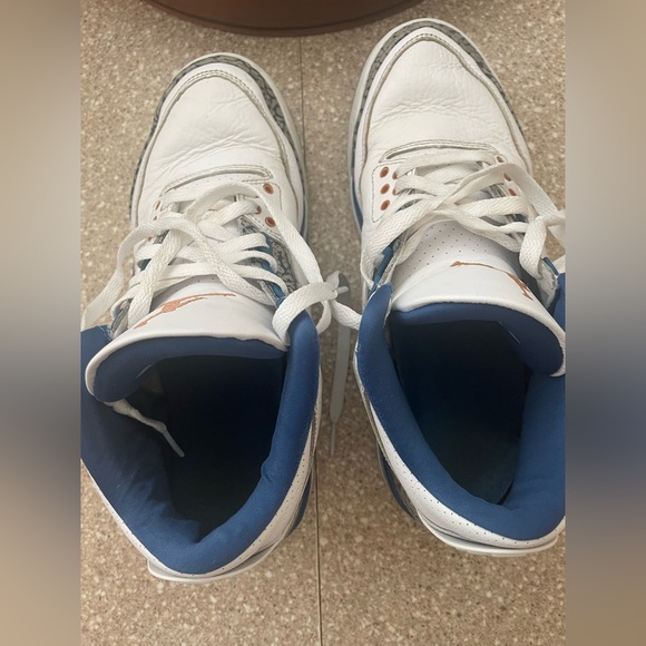 Men’s Jordan Retro 3 - Picture 7 of 11